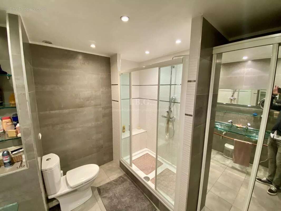 Appartement à MARSEILLE-6E