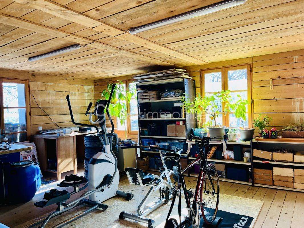 Maison à FORCALQUIER