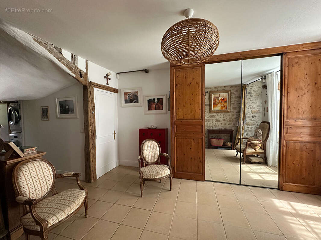 Maison à MILLY-LA-FORET