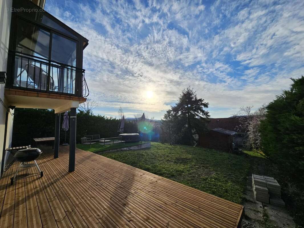 Maison à ORCET