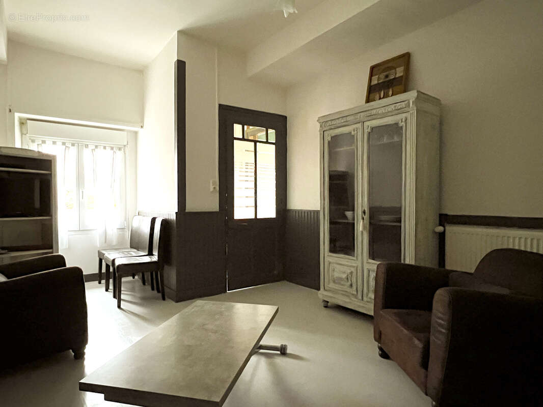 Maison à YZEURES-SUR-CREUSE