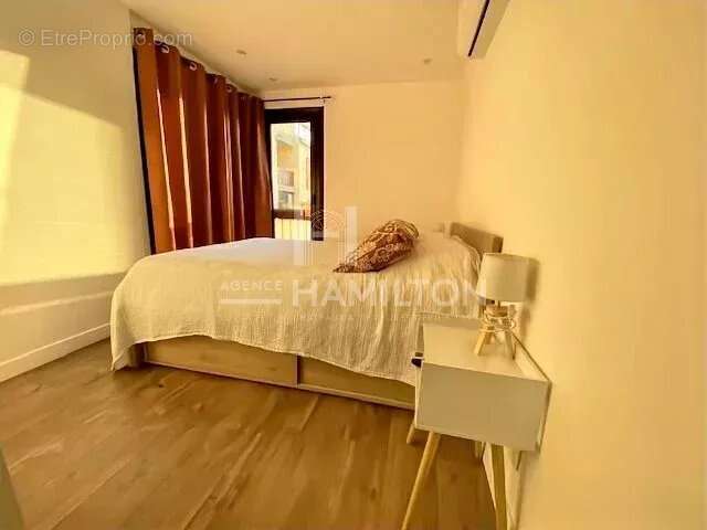 Appartement à SIX-FOURS-LES-PLAGES