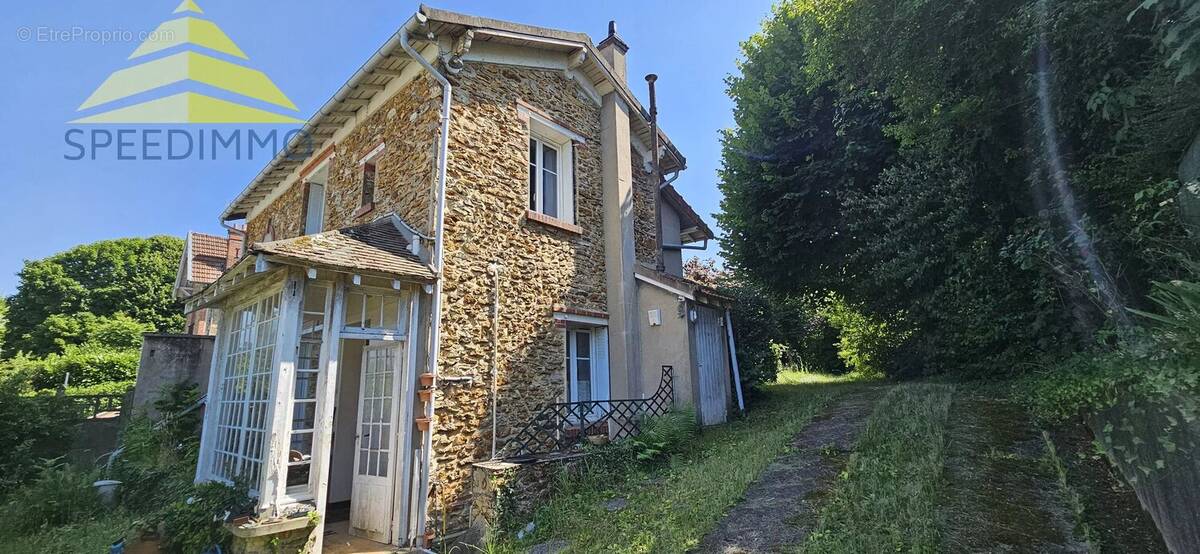 Maison à EPINAY-SOUS-SENART