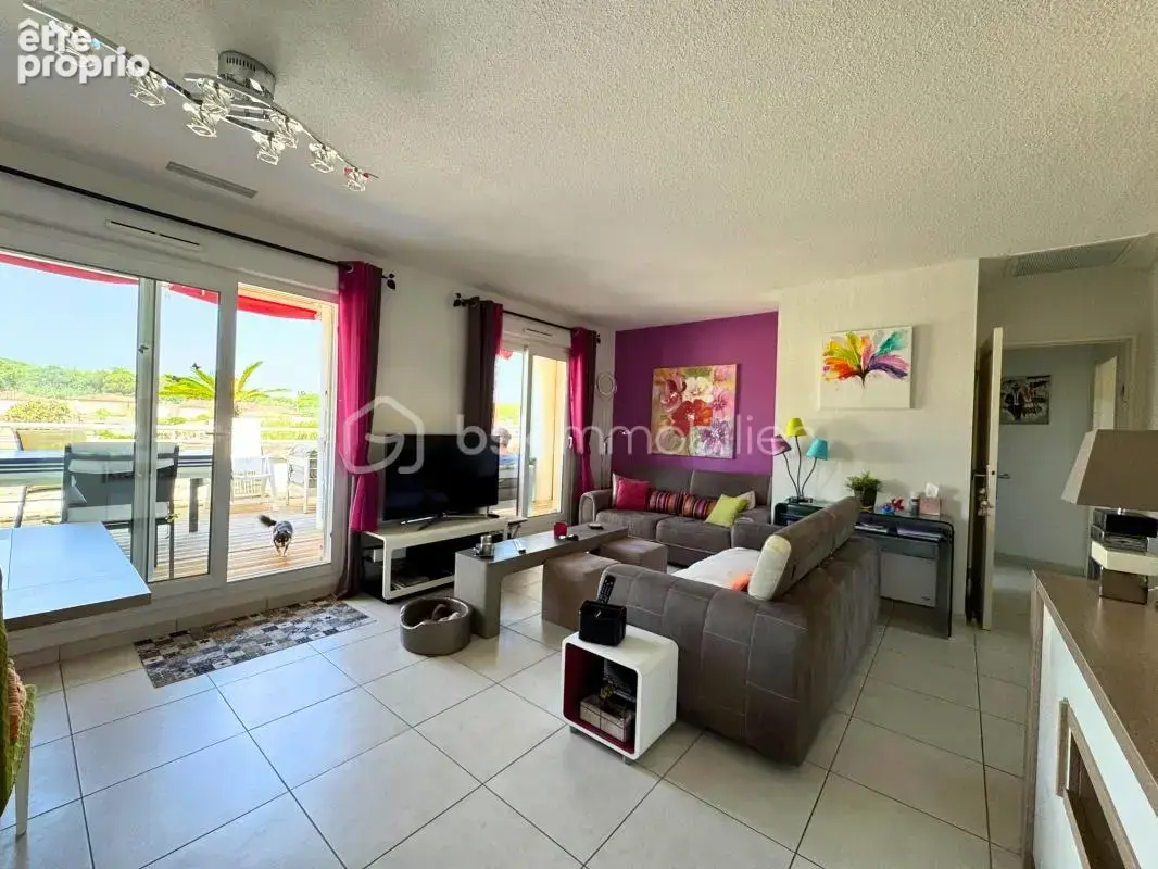 Appartement à BORMES-LES-MIMOSAS