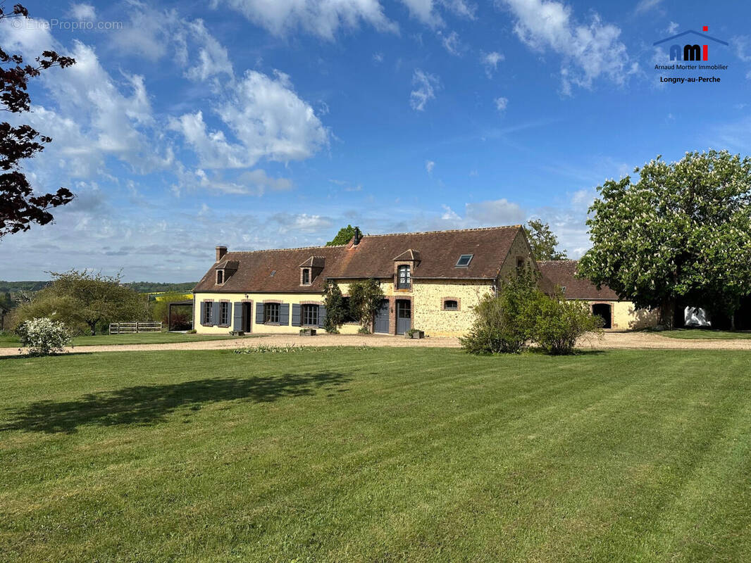 Maison à LONGNY-AU-PERCHE