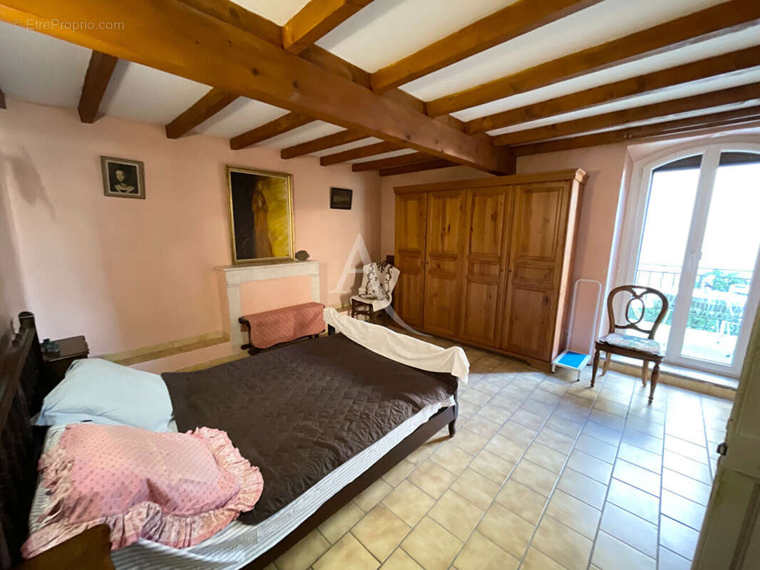 Maison à EYGUIERES