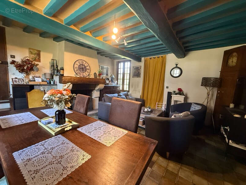 Maison à PONT-SAINTE-MAXENCE