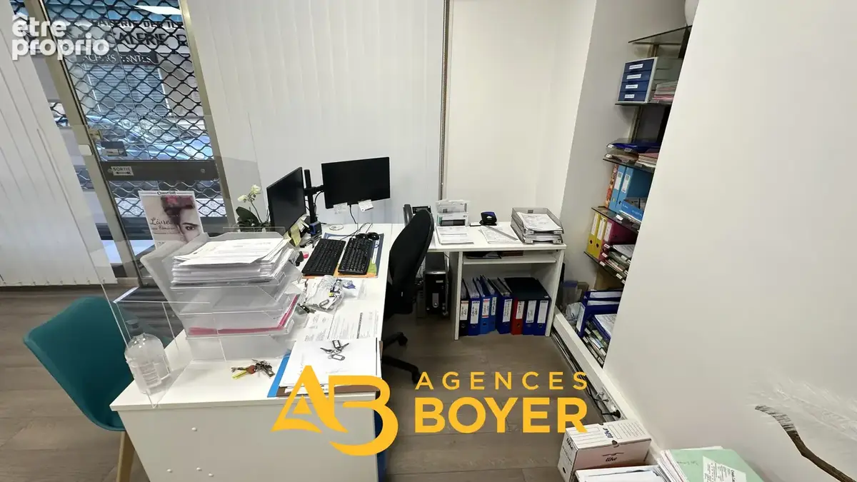 Exclusivité   hyères centre   investissez dans des murs commerciaux déjà loués - photo 5