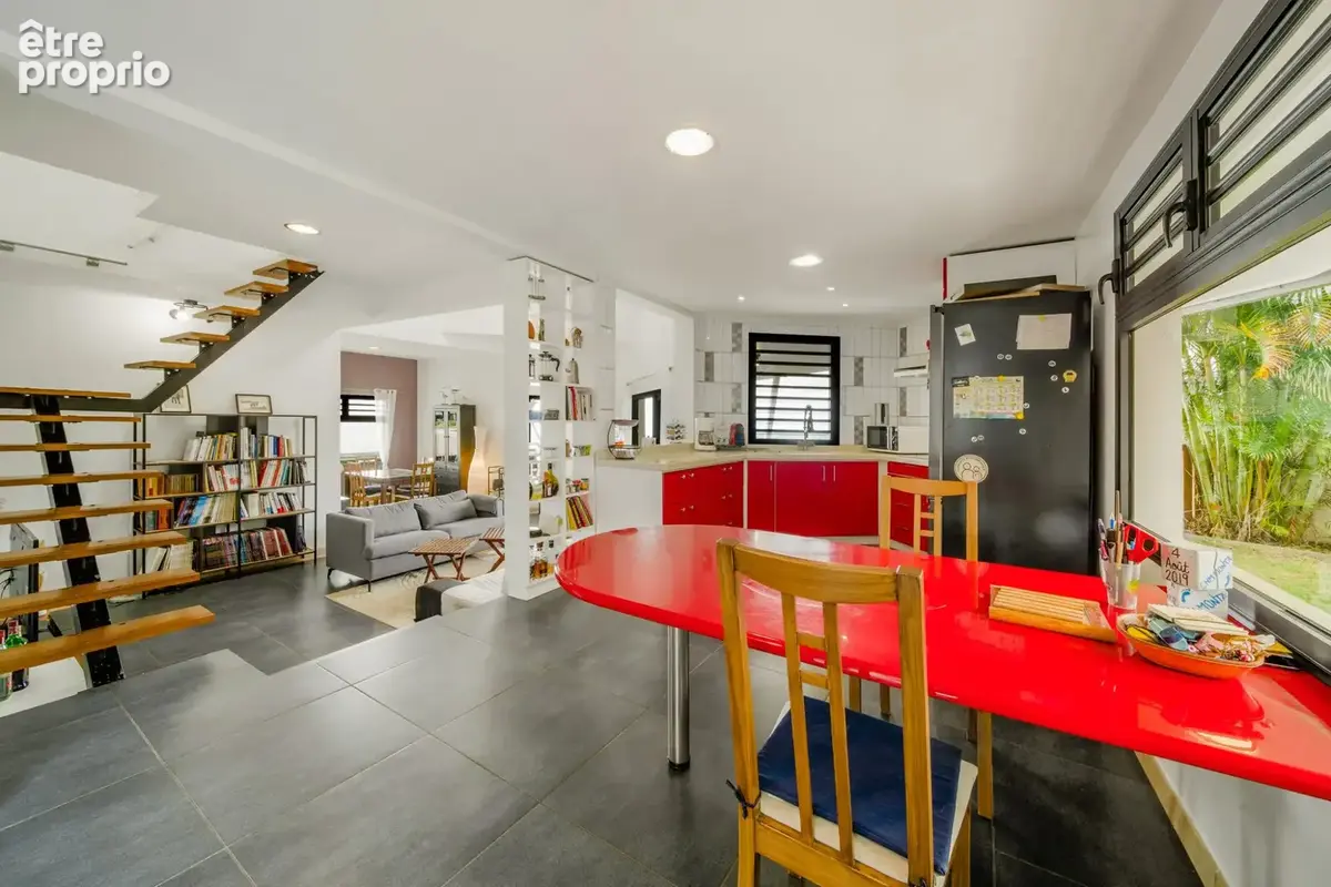 Maison 6 pièces 200 m² à vendre à Saint-Denis (97490) - photo 8