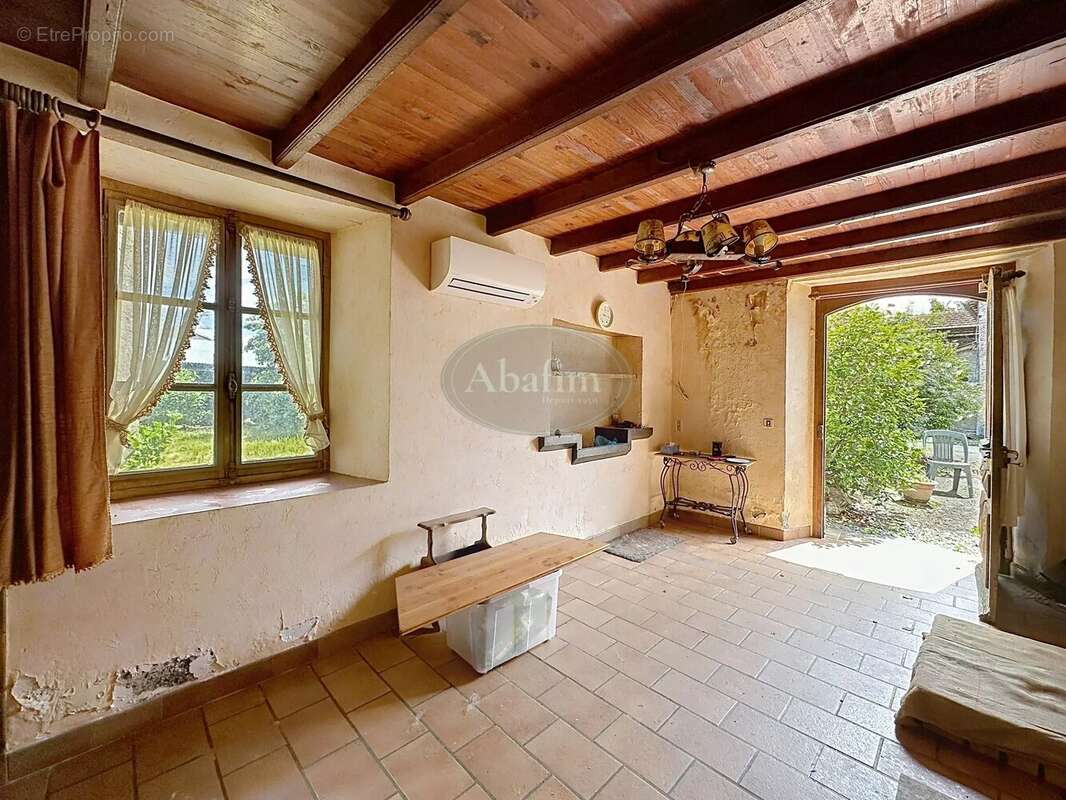 Maison à ARCIZAC-ADOUR