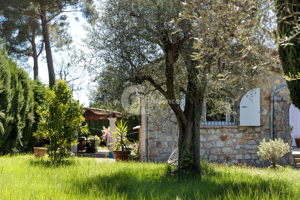 Maison à OPIO