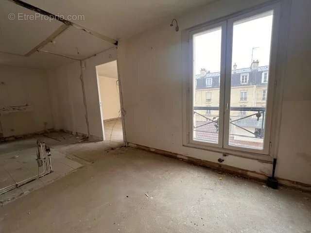 Appartement à PARIS-7E