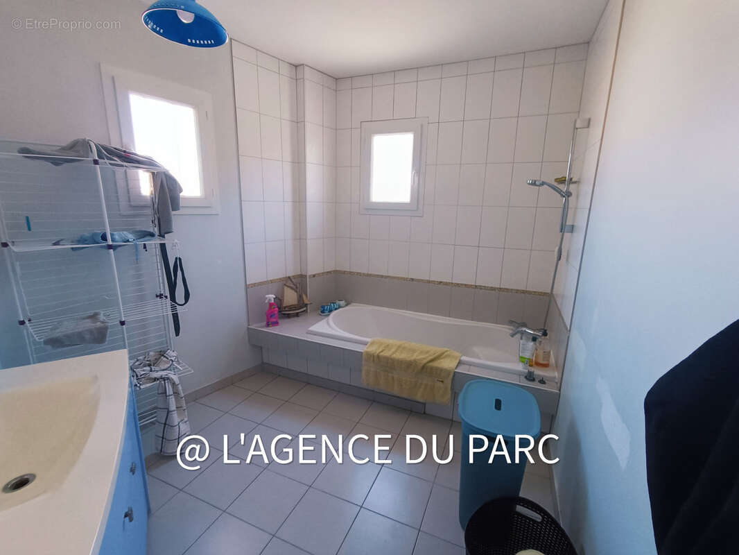 Maison à SAINT-GEORGES-DE-DIDONNE