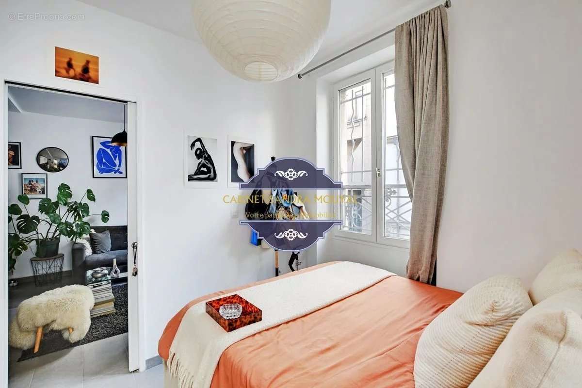Appartement à PARIS-11E