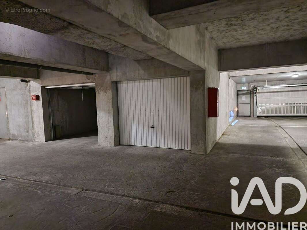 Photo 3 - Parking à GRENOBLE