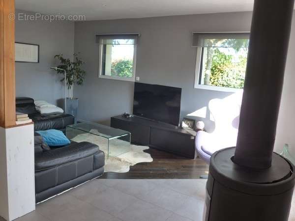 Maison à LA CHAPELLE-CHAUSSEE