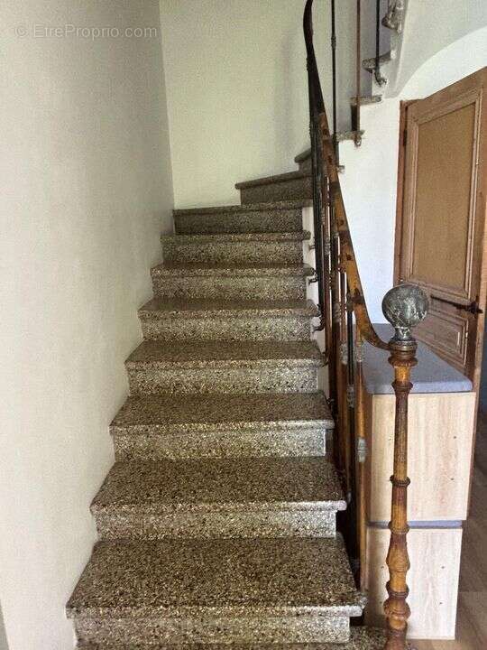 Villeneuve les Avignon,, Somptueuse maison 140m², terrain 400 - photo 9
