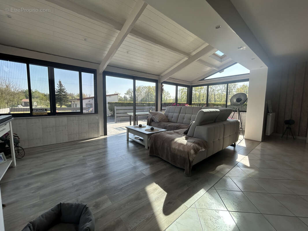 Maison à FRIGNICOURT