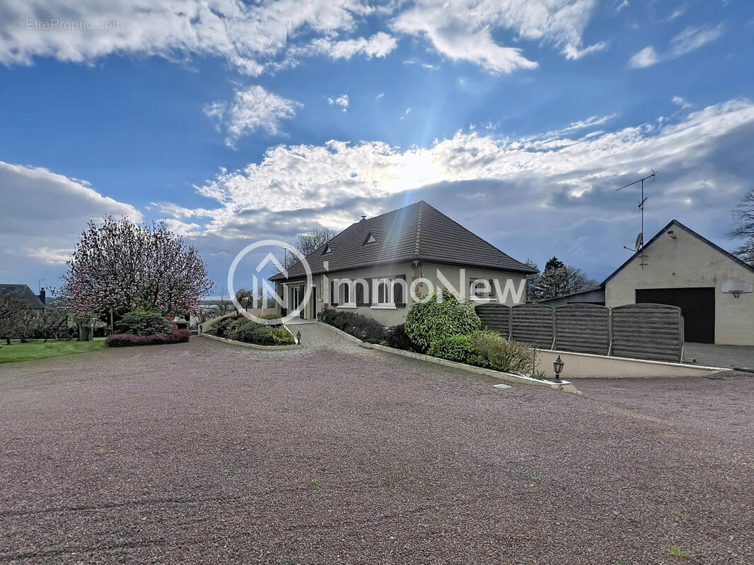Maison à LE CHEFRESNE