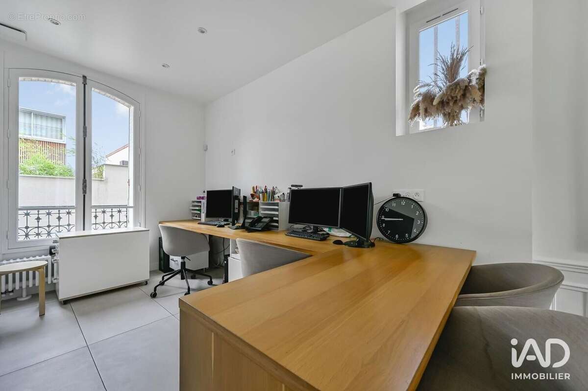 Photo 7 - Commerce à SAINT-MAUR-DES-FOSSES