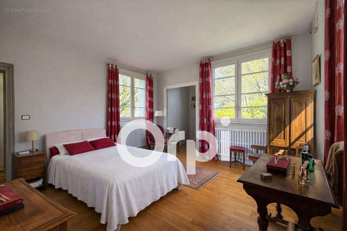 Maison à MONTBONNOT-SAINT-MARTIN