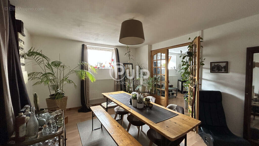 Appartement à MONTIGNY-EN-GOHELLE