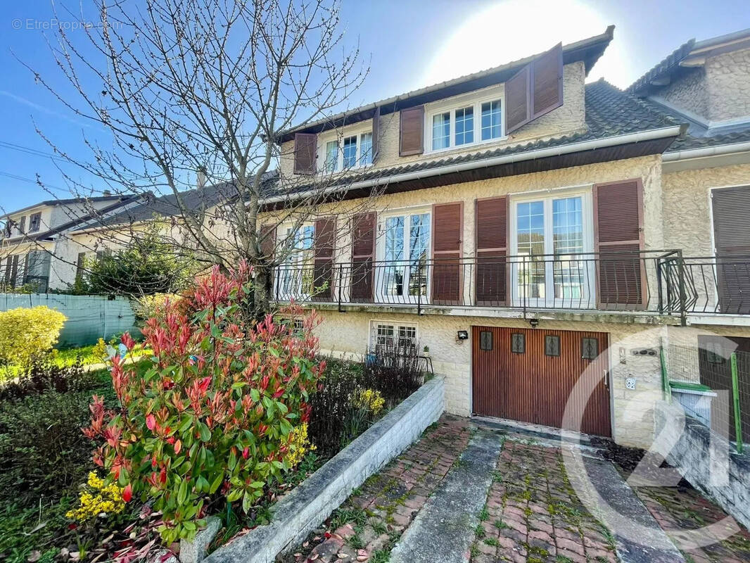 Maison à SAINT-MARD
