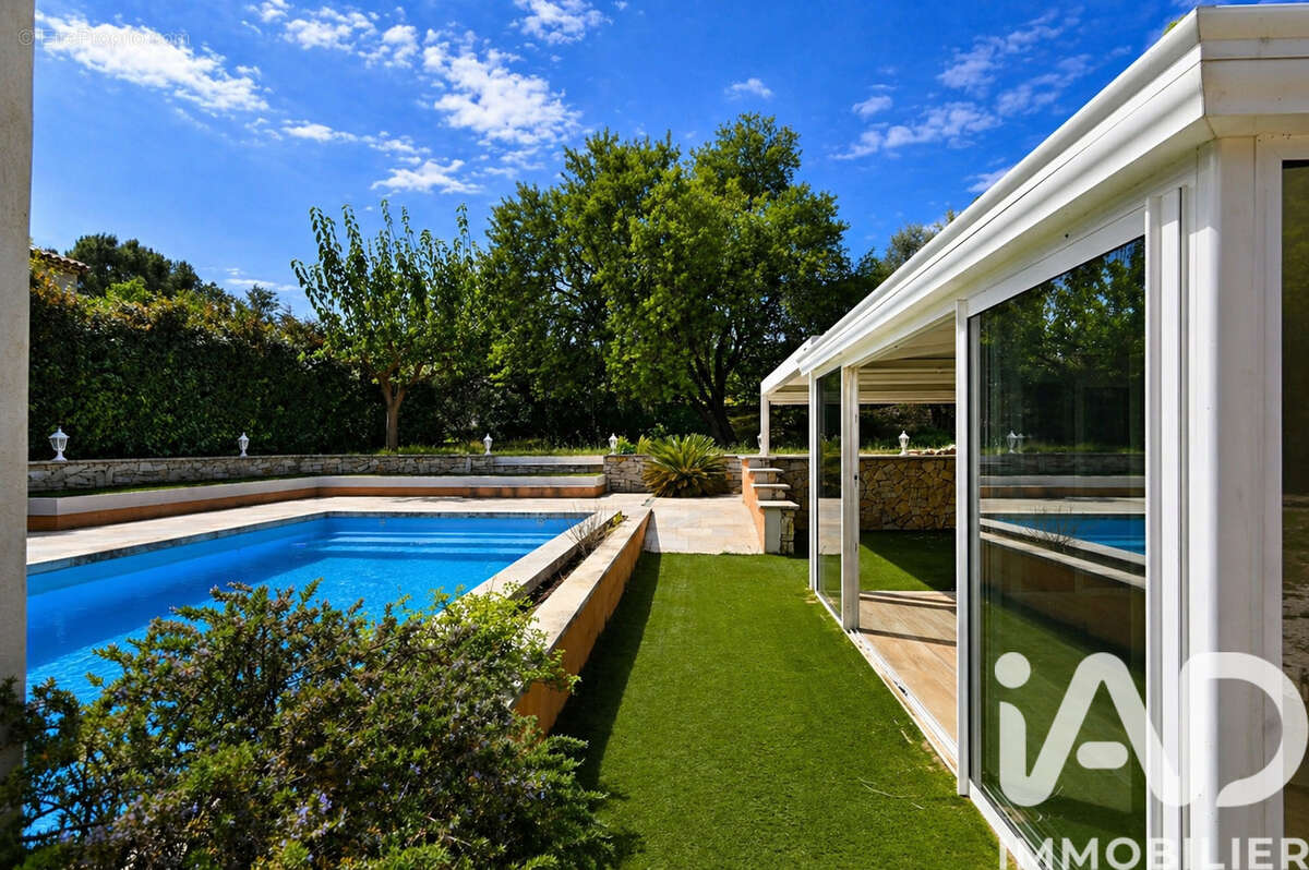 Photo 9 - Maison à CUGES-LES-PINS