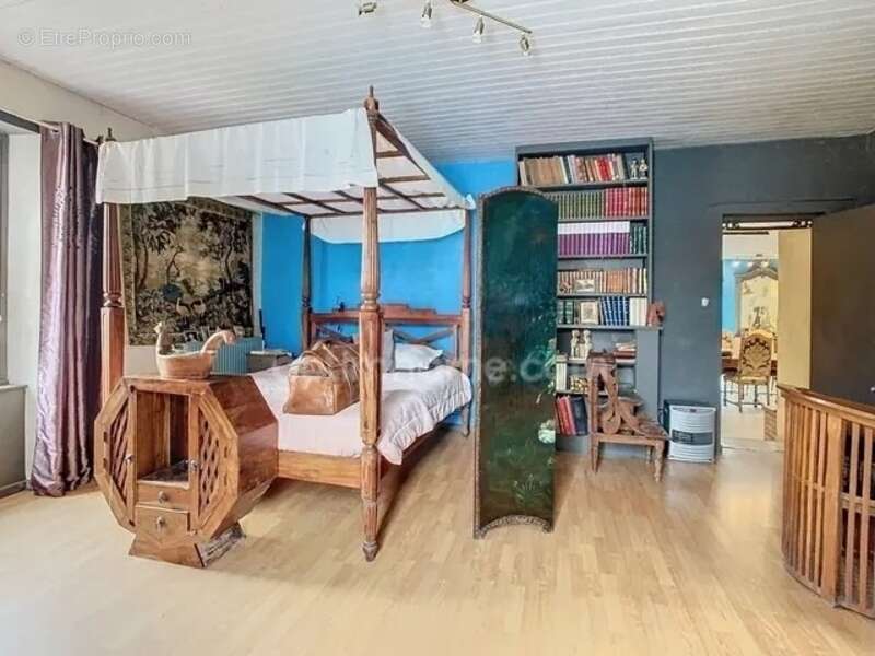 Maison à LE MAY-SUR-EVRE