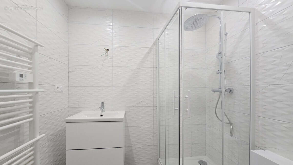 Appartement à CHARLEVAL