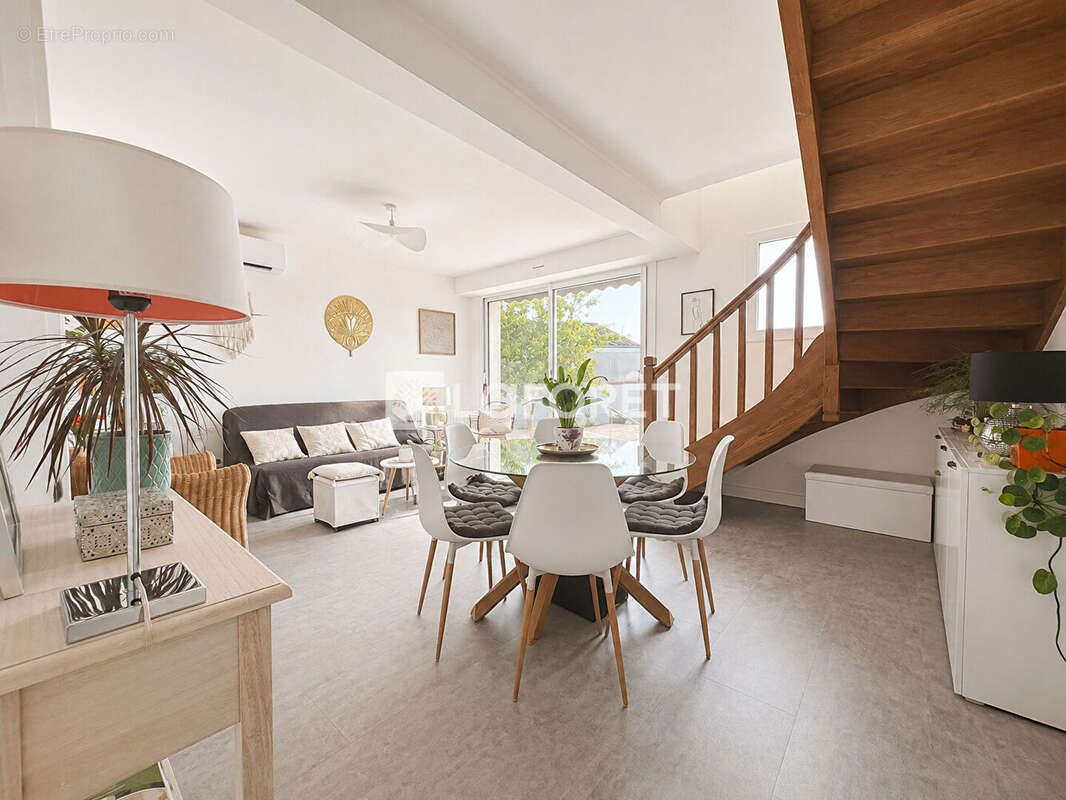 Maison Meschers Sur Gironde 6 pièces 102 m2 - photo 3