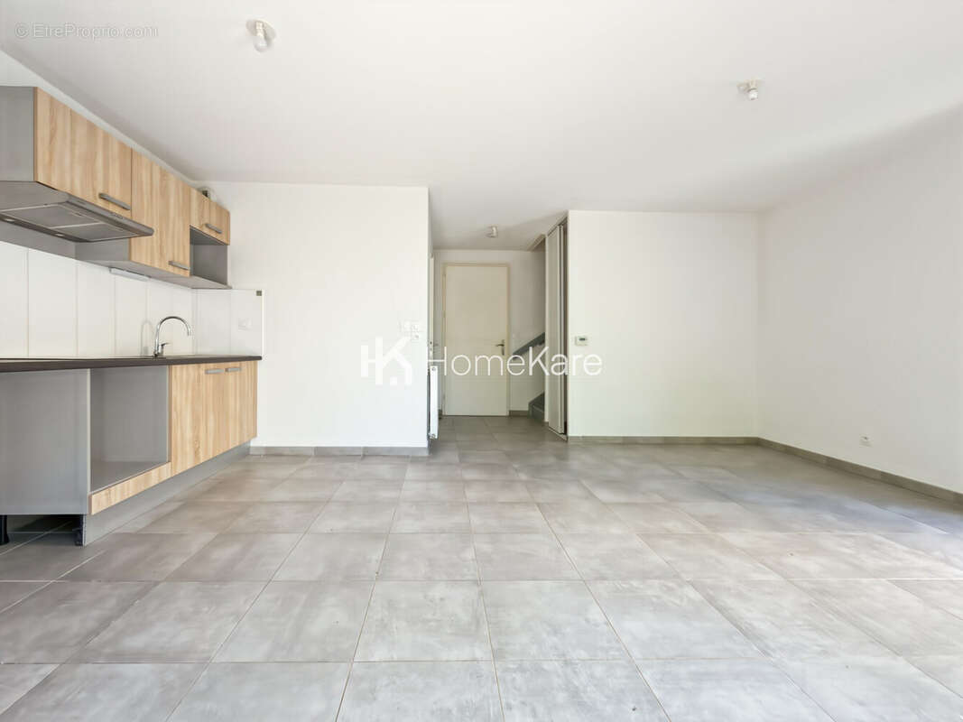Maison 65 m² à Saint-Orens-De-Gameville  - photo 4