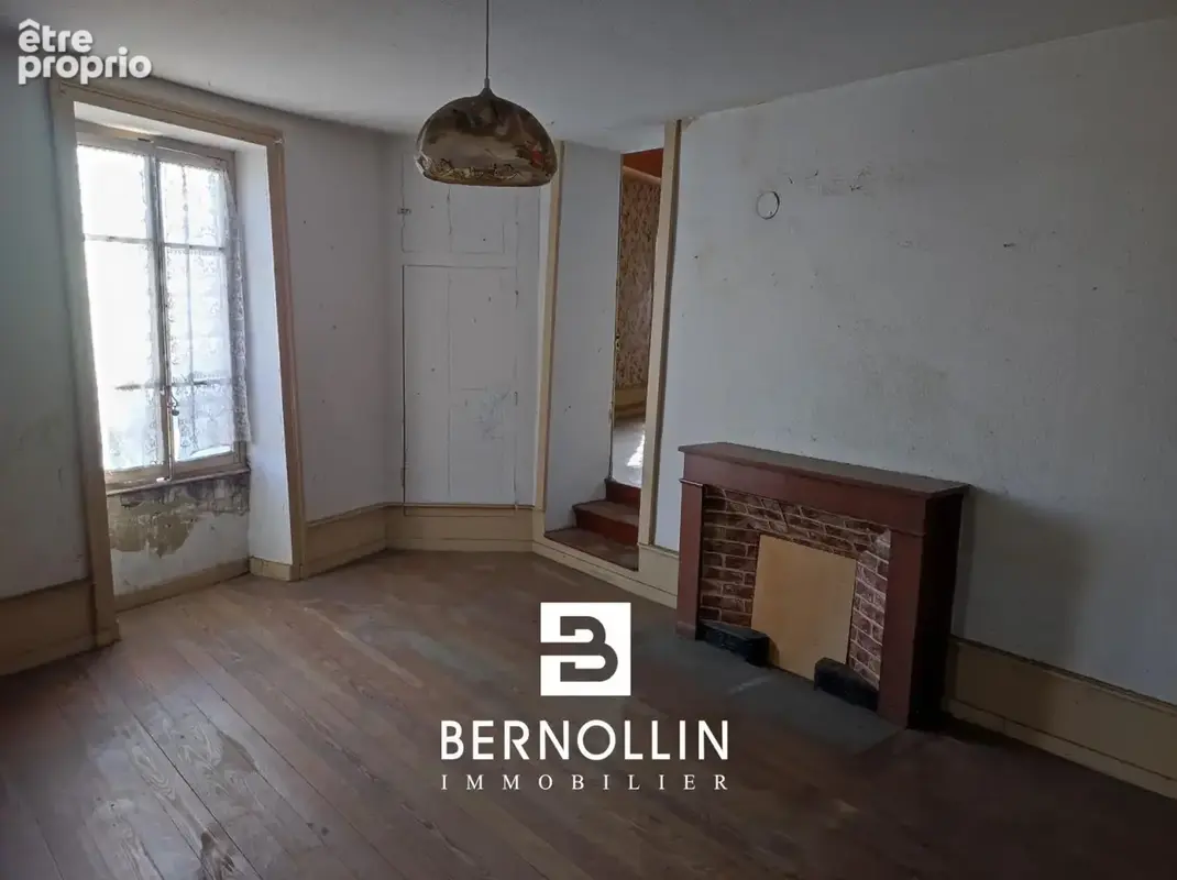 Ensemble immobilier au c?ur de Beaupont avec terrain et location de locaux - photo 20