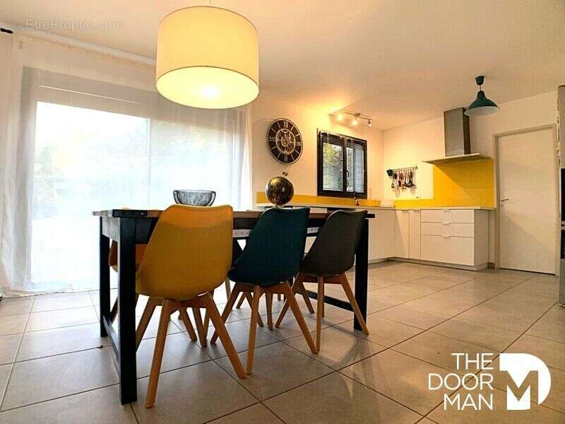 Maison à BEAUMONT-SUR-LEZE