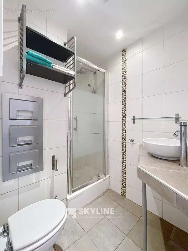 Appartement à MARSEILLE-3E