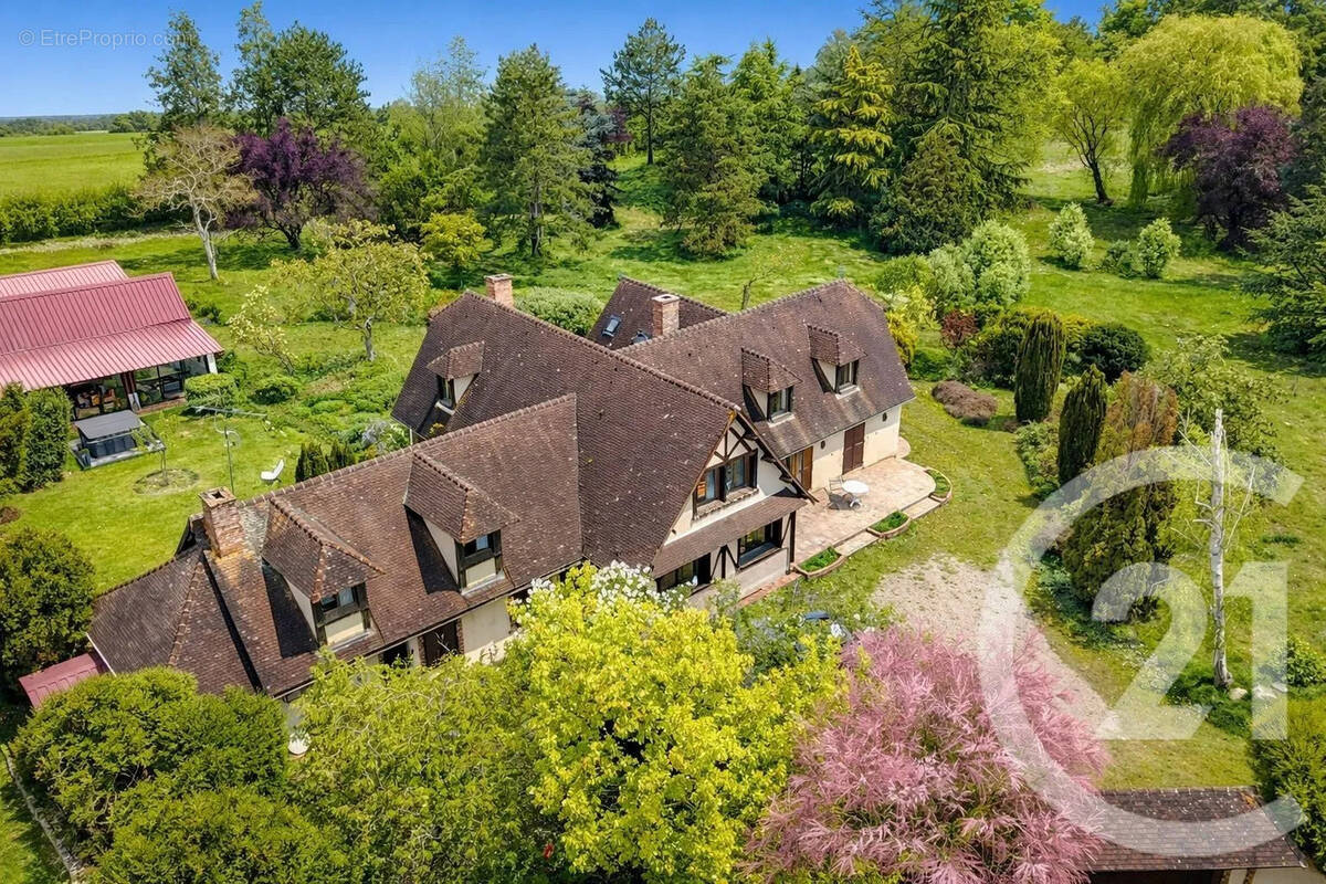 Maison à CROTH
