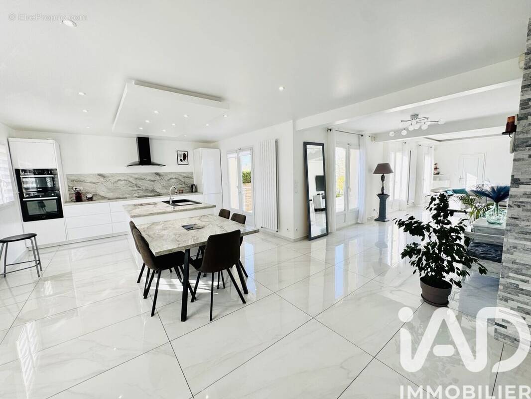 Photo 1 - Maison à CHAMPLAN