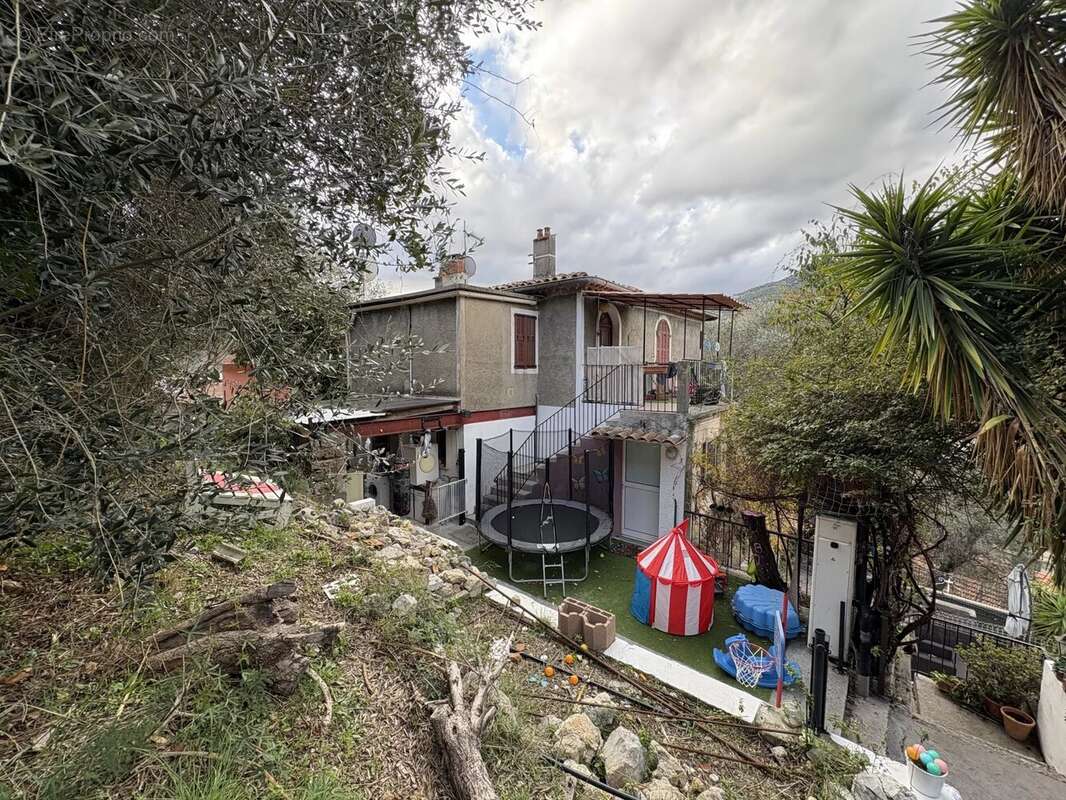 Appartement à SAINT-MARTIN-DU-VAR