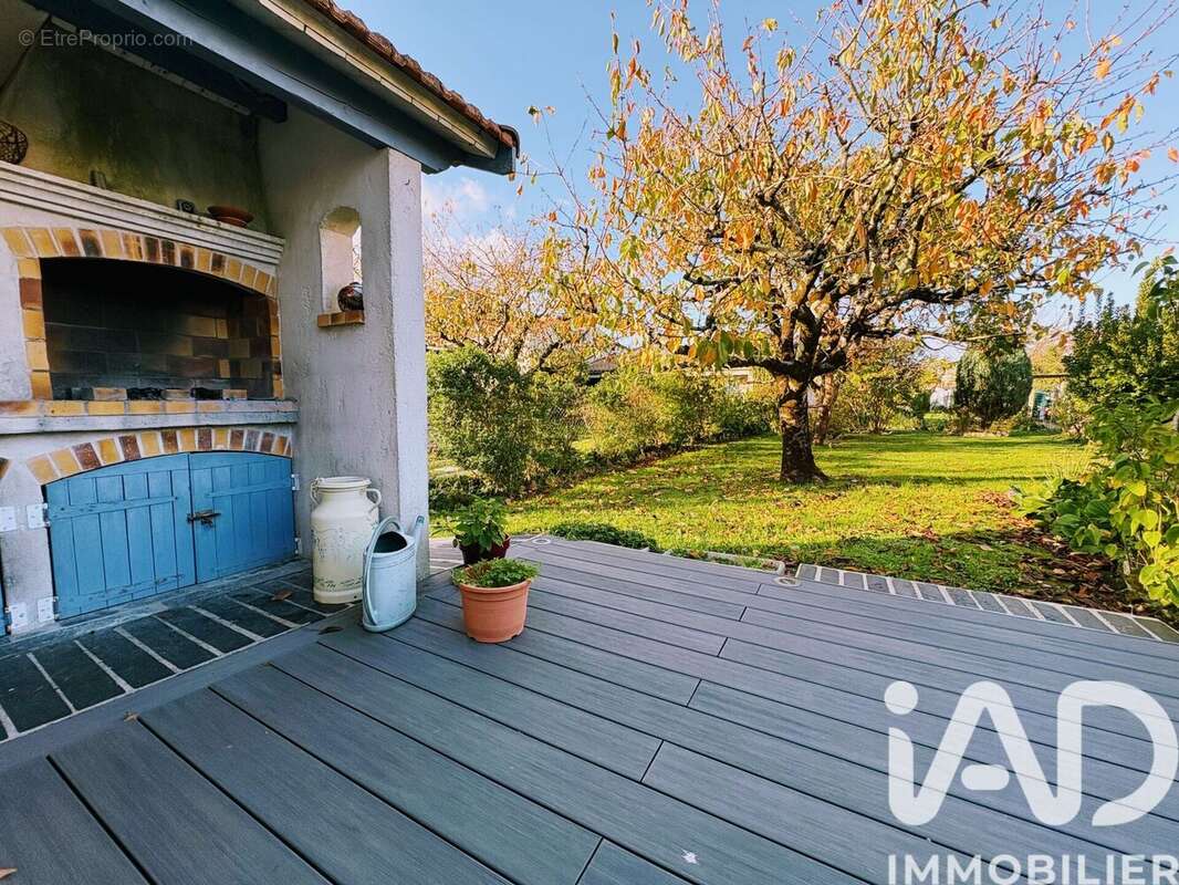 Photo 2 - Maison à LE CHATEAU-D'OLERON