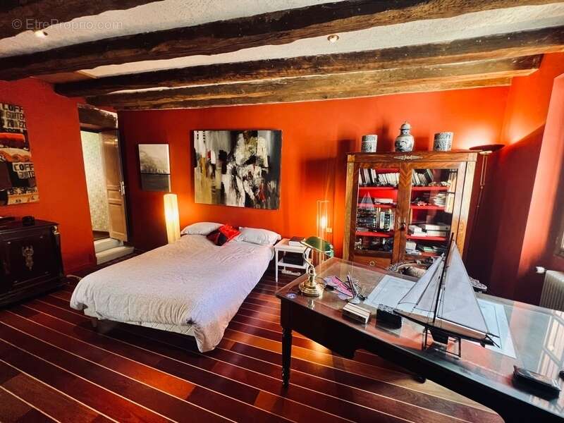 Maison à CHATELLERAULT