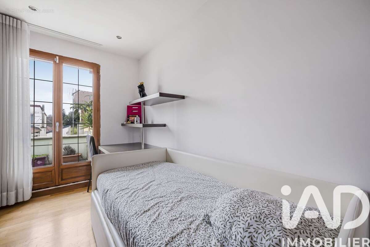 Photo 9 - Maison à IVRY-SUR-SEINE