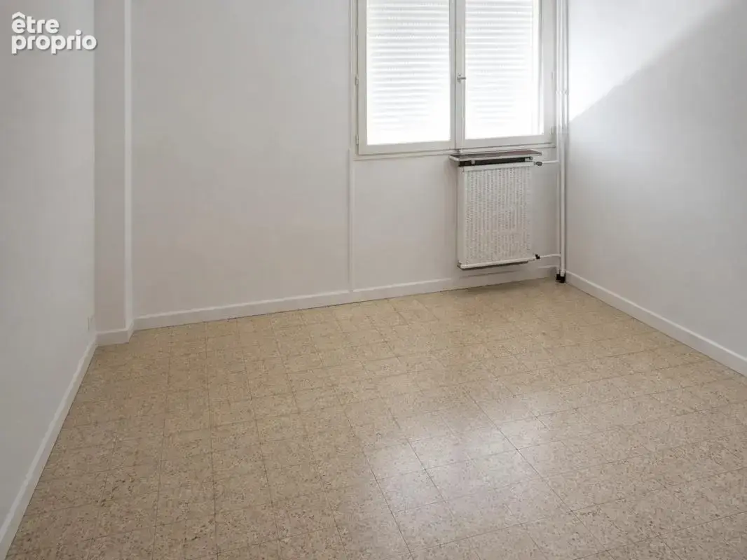Appartement de 4 pièces de 67 m² à Alès - photo 12