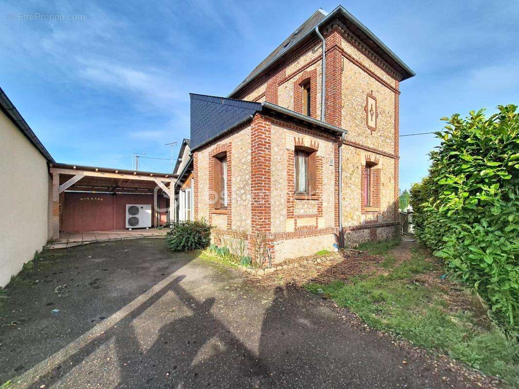 Maison à BEUZEVILLE