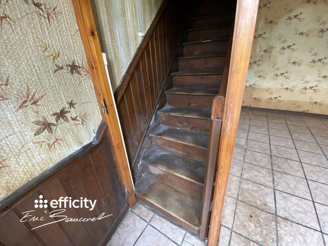Maison 60 m² à Parthenay  - photo 17