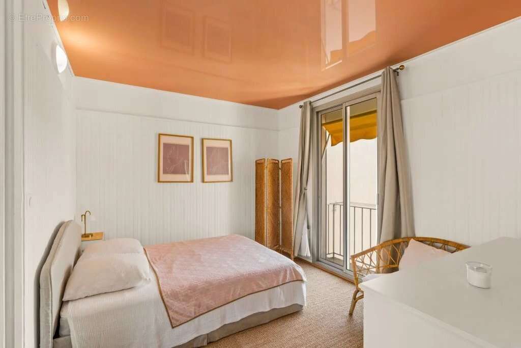 2 pieces dernier etage / nice le port - photo 3