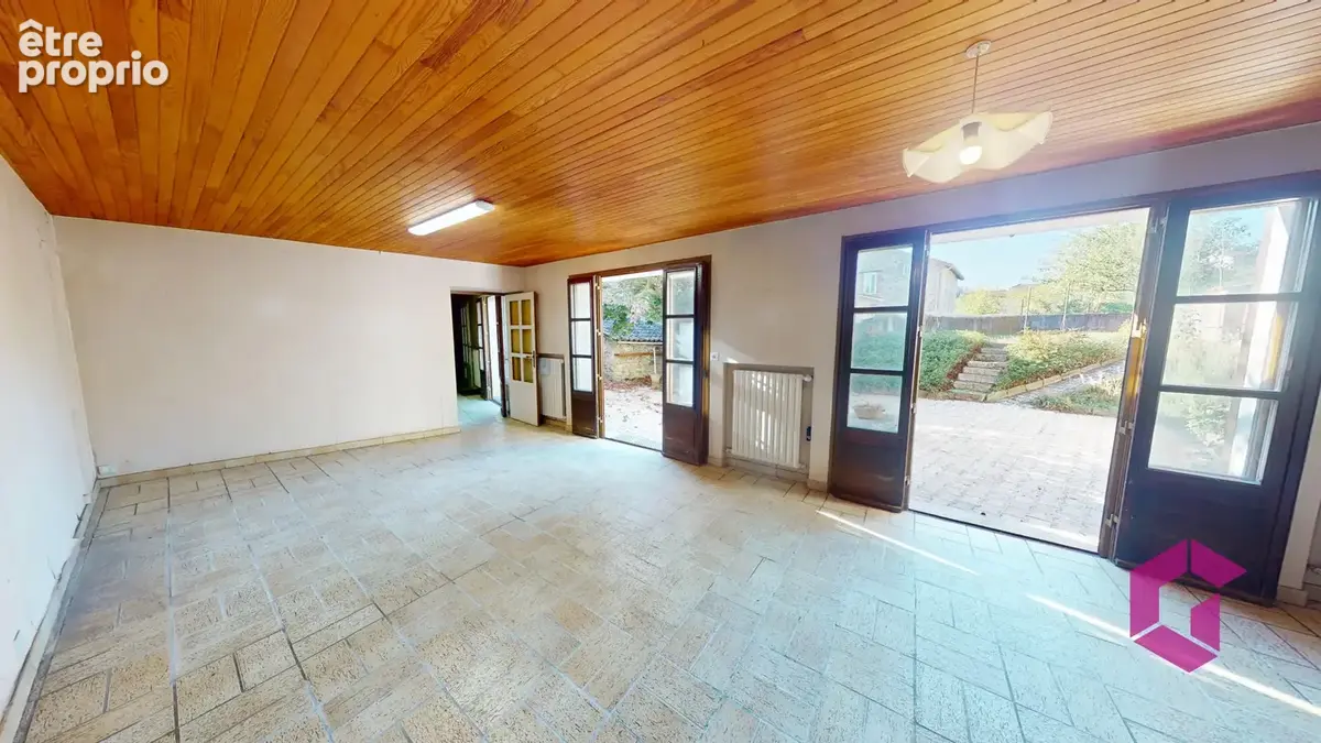 BEAUZAC   Maison 140 m2 à rénover   4 chambres   Garage et extérieur - photo 1