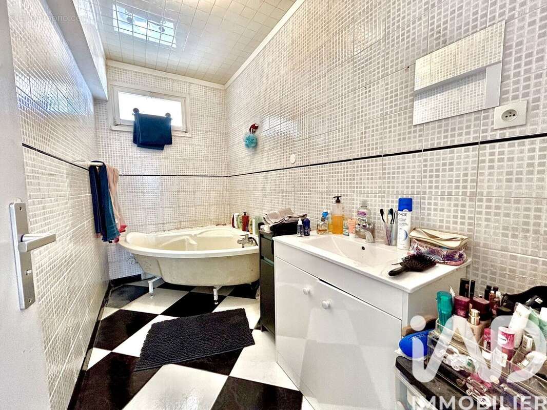 Photo 9 - Appartement à SENS