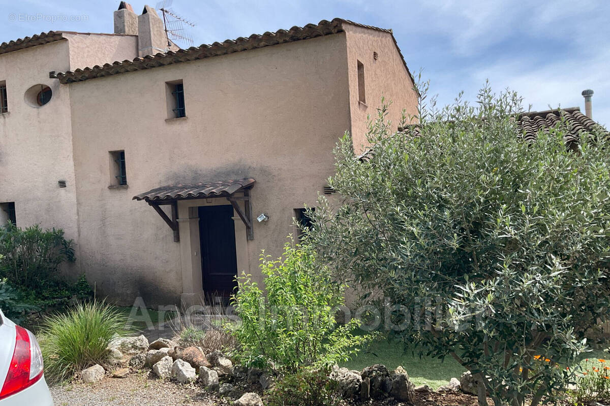 Maison à GRIMAUD
