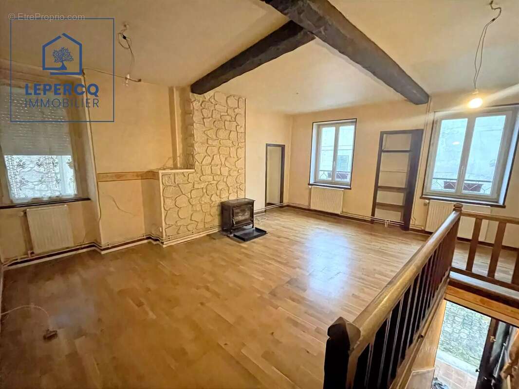 Maison à LA FERTE-MILON