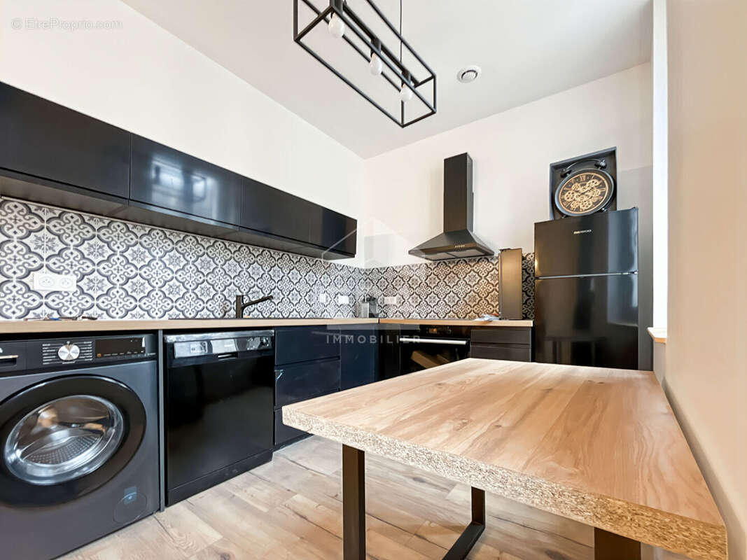 Appartement à MARSEILLE-8E